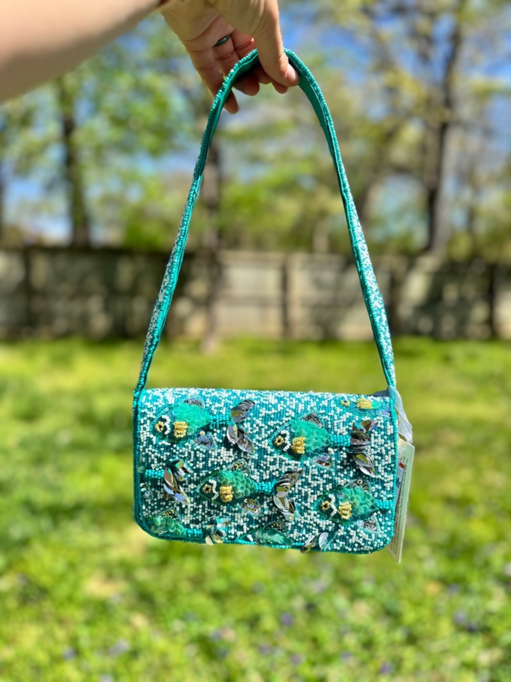 Beaded Fish Shoulder Bag NWT New Release ⭐️🐟